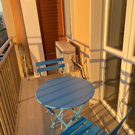 A Due Passi Metro Italia '61 Apartment Торино Екстериор снимка